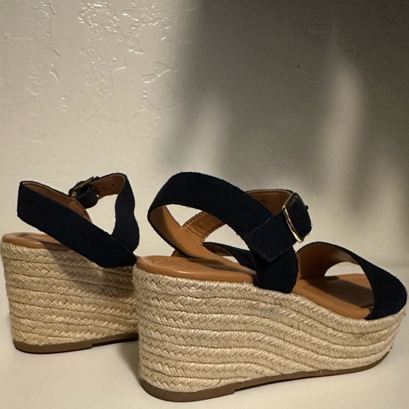 J. Crew sandals - Picture 2 of 4